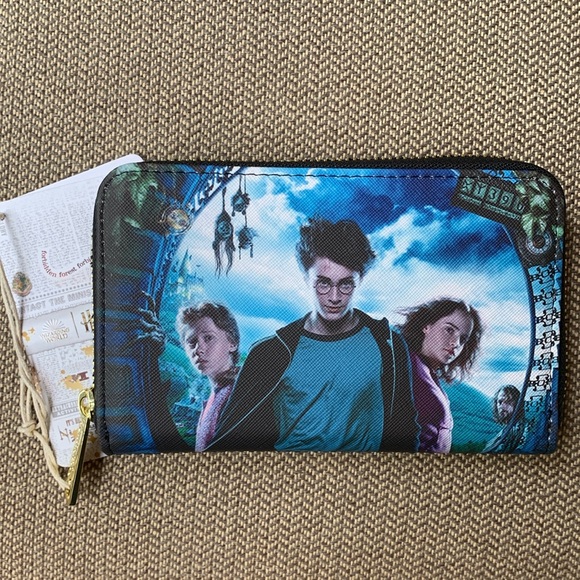 Loungefly Harry Potter Prisoner of Azkaban Poster Zip Around Wallet - Picture 16 of 16